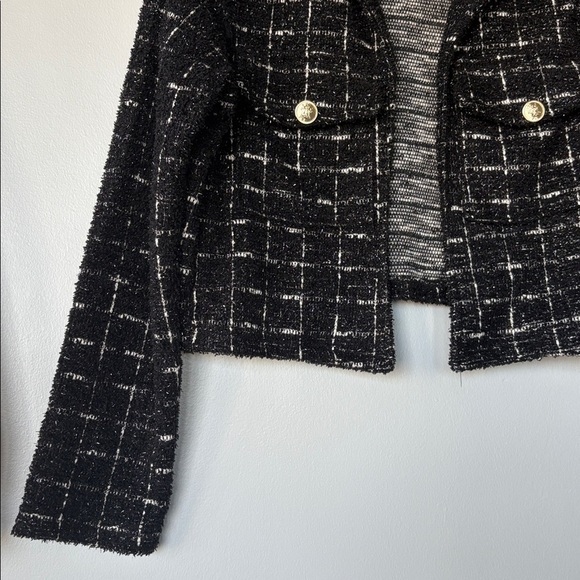 Tweed Chanel-style Black and White Cropped Blazer w Collar Plaid Pattern - Picture 4 of 8